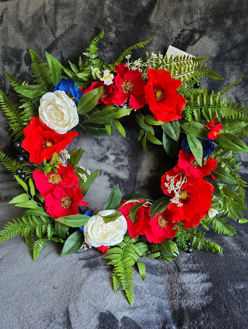 New viral TikTok 2026 patriotic Poppy Wreath Red White Blue, 22